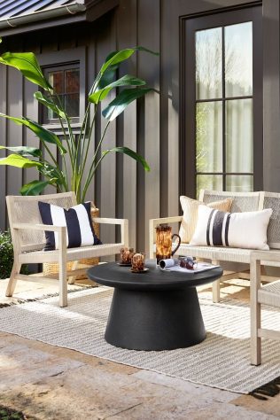 outdoor decor